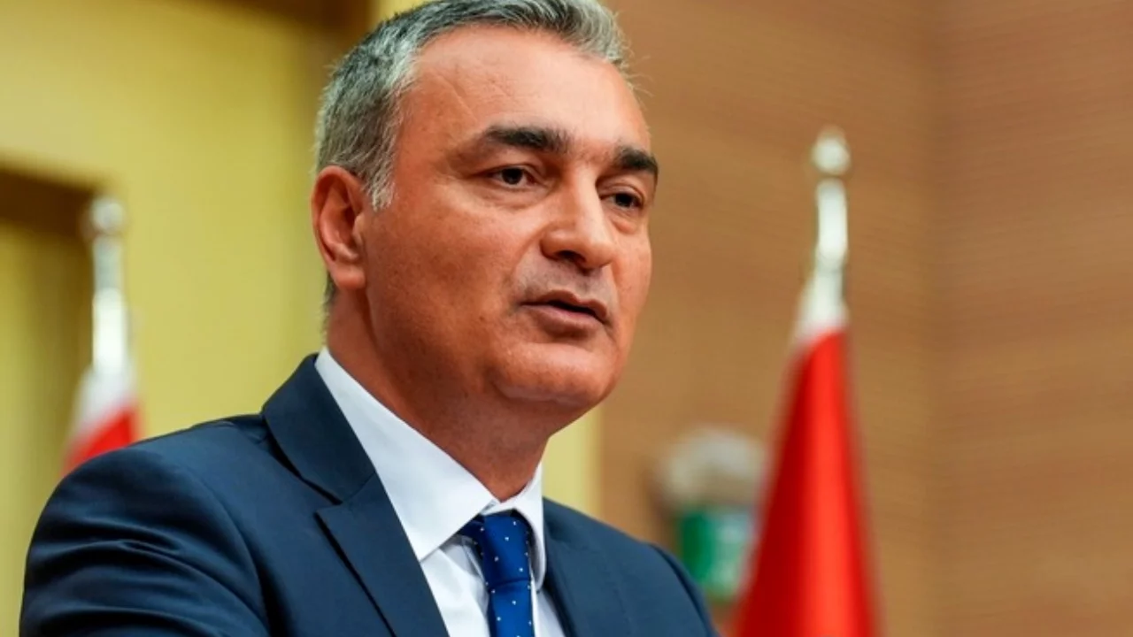 CHP'de 28 PM üyesi istifa etti: Kılıçdaroğlu cephesinden kurultay hamlesine yanıt