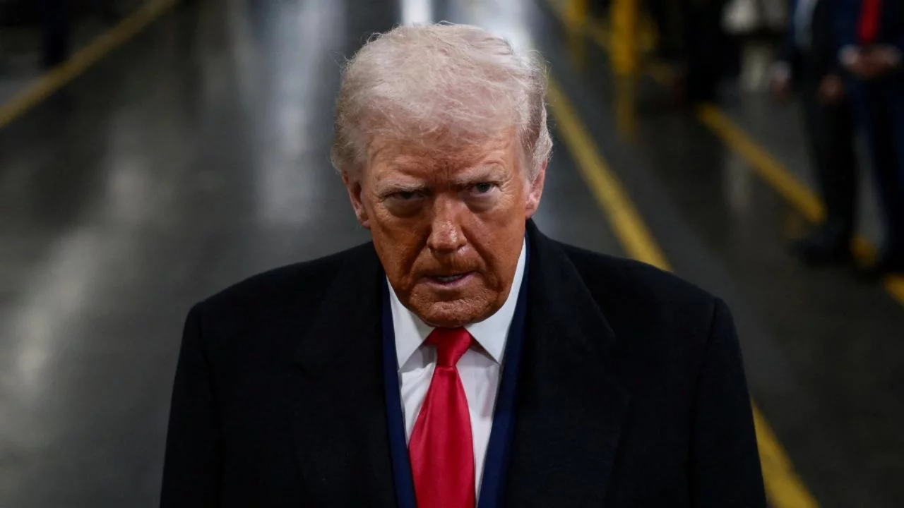 Trump'tan "İran'ı çok sert vuracağız" mesajı