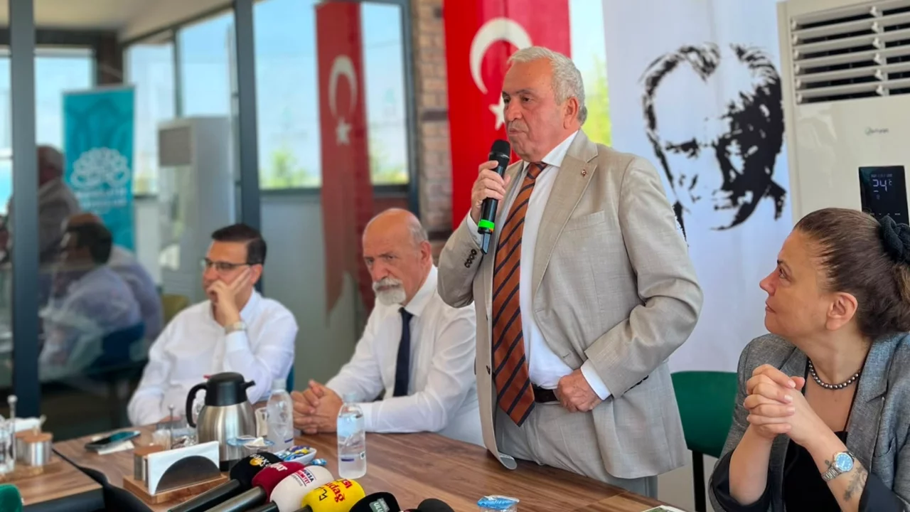 Nilüfer Belediye Başkanı Özdemir: Verimli tarım topraklarını korumak zorundayız