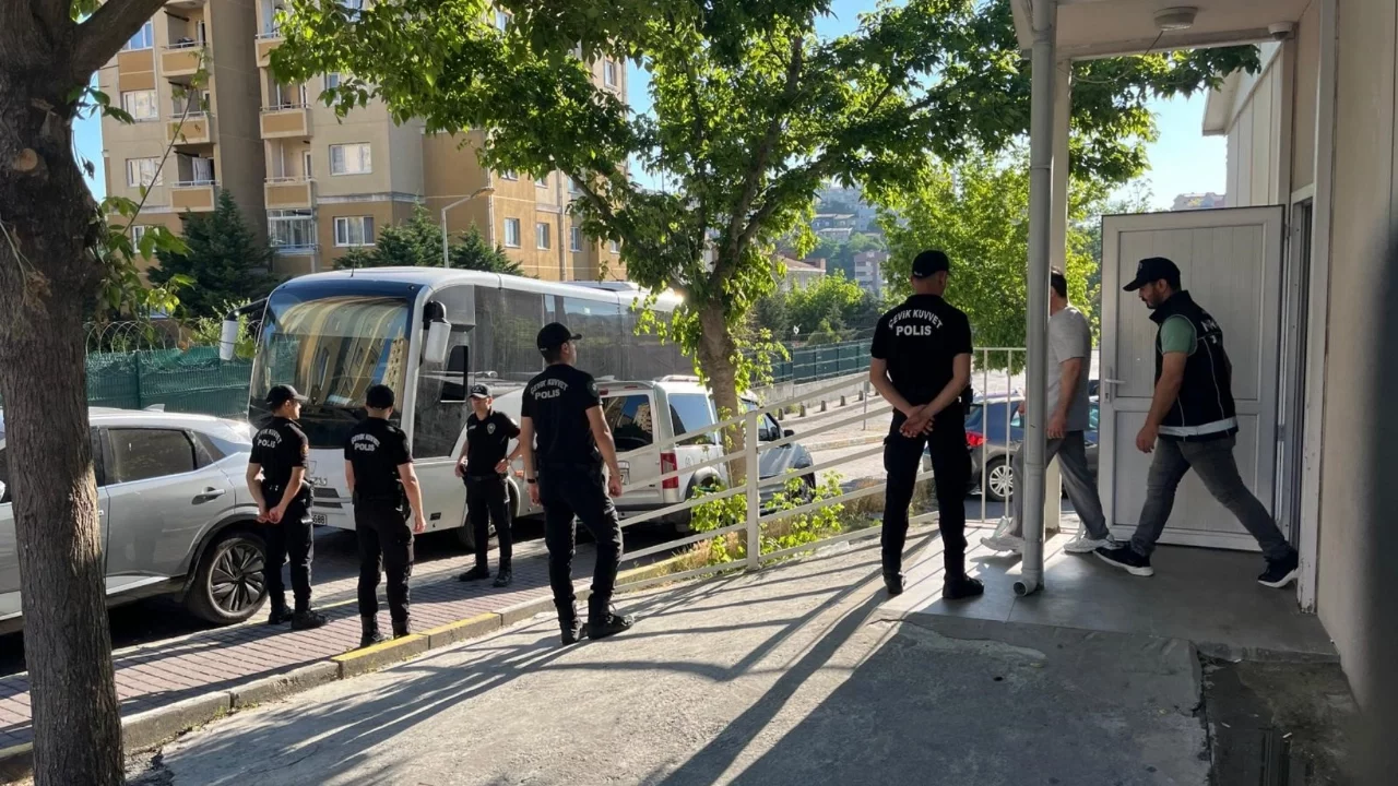 Uyuşturucu soruşturmasında ünlü isimler adliyeye sevk edildi