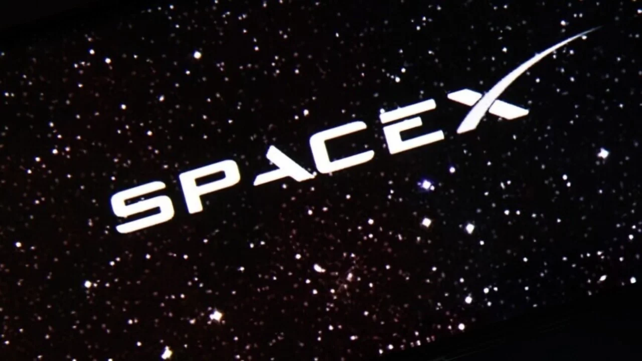 SpaceX, halka arzını rekor fiyatla tamamladı