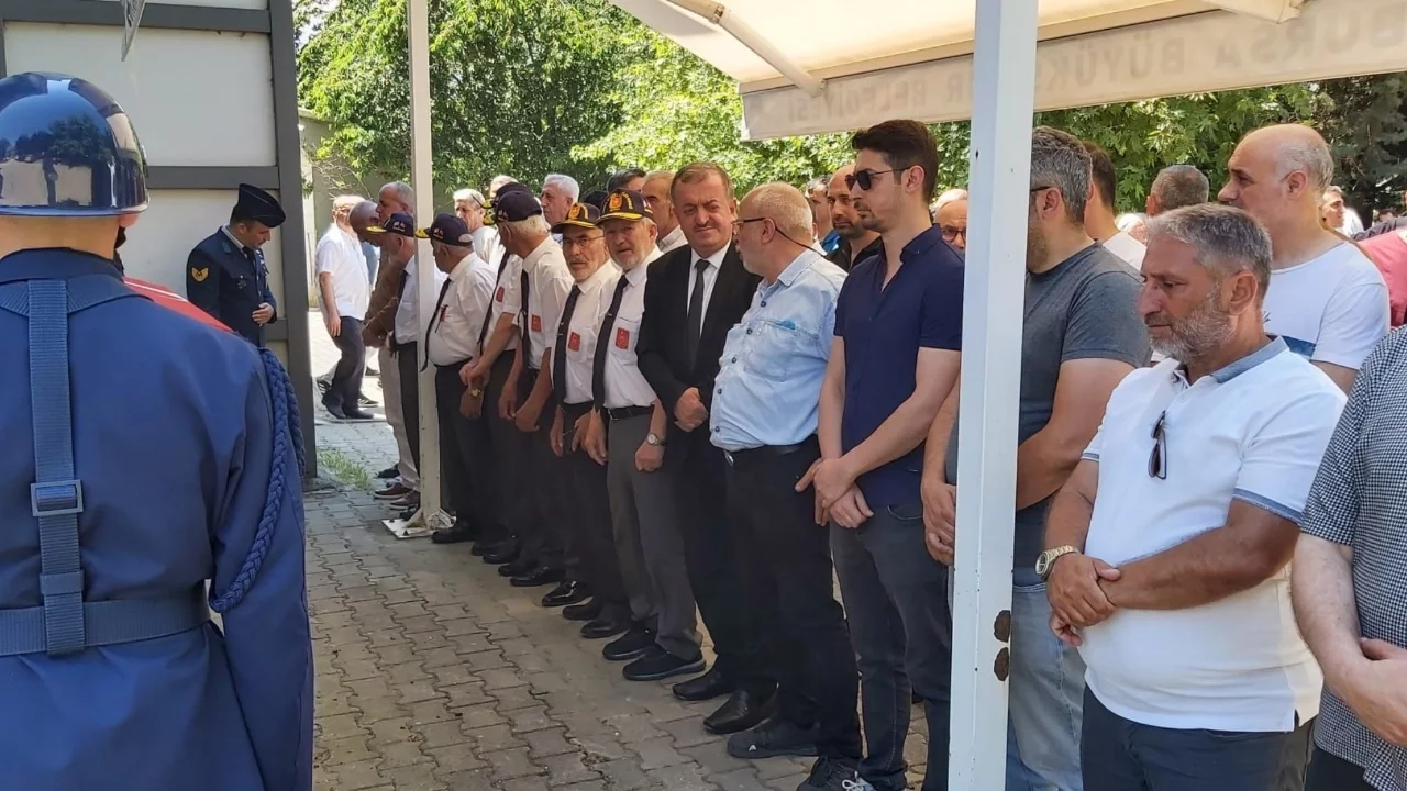 Bursa'da Kıbrıs Gazisi Ramazan Şahin son yolculuğuna uğurlandı
