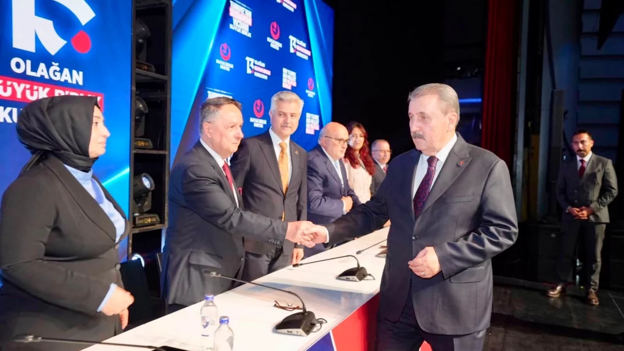 BBP'nin kurultayında Bursa'dan 5 isim MKYK'ya seçildi