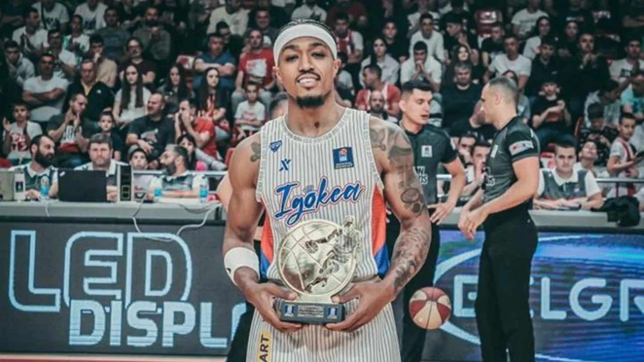 TOFAŞ, oyun kurucu Bryce Jones'u renklerine bağladı