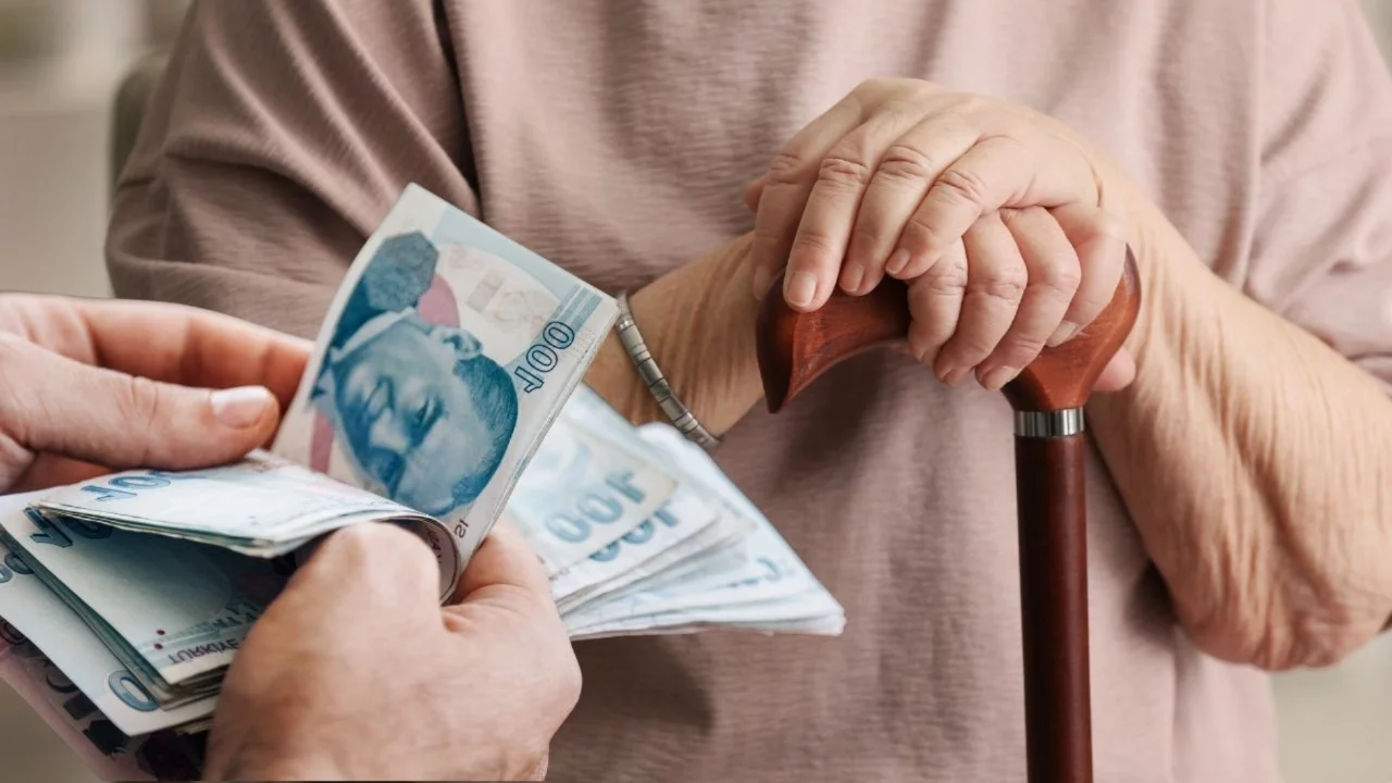 En düşük emekli maaşı ne kadar olacak? Uzman isim kuruşu kuruşuna hesapladı