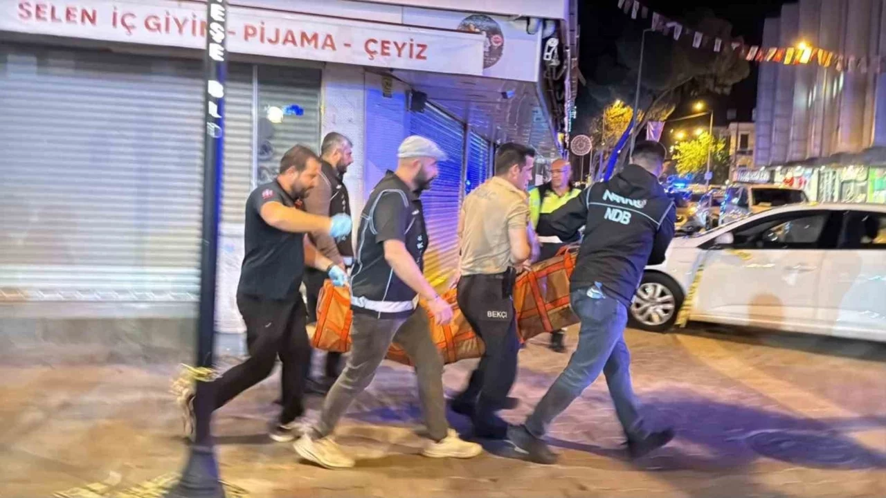 KADES ihbarına giden polise ateş açıldı: Eski eşini ve polisi yaralayan kişi intihar etti