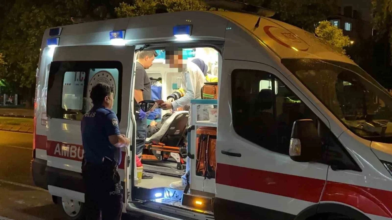 Parkta çocuklar arası bıçaklı kavga: 2 kişi yaralandı