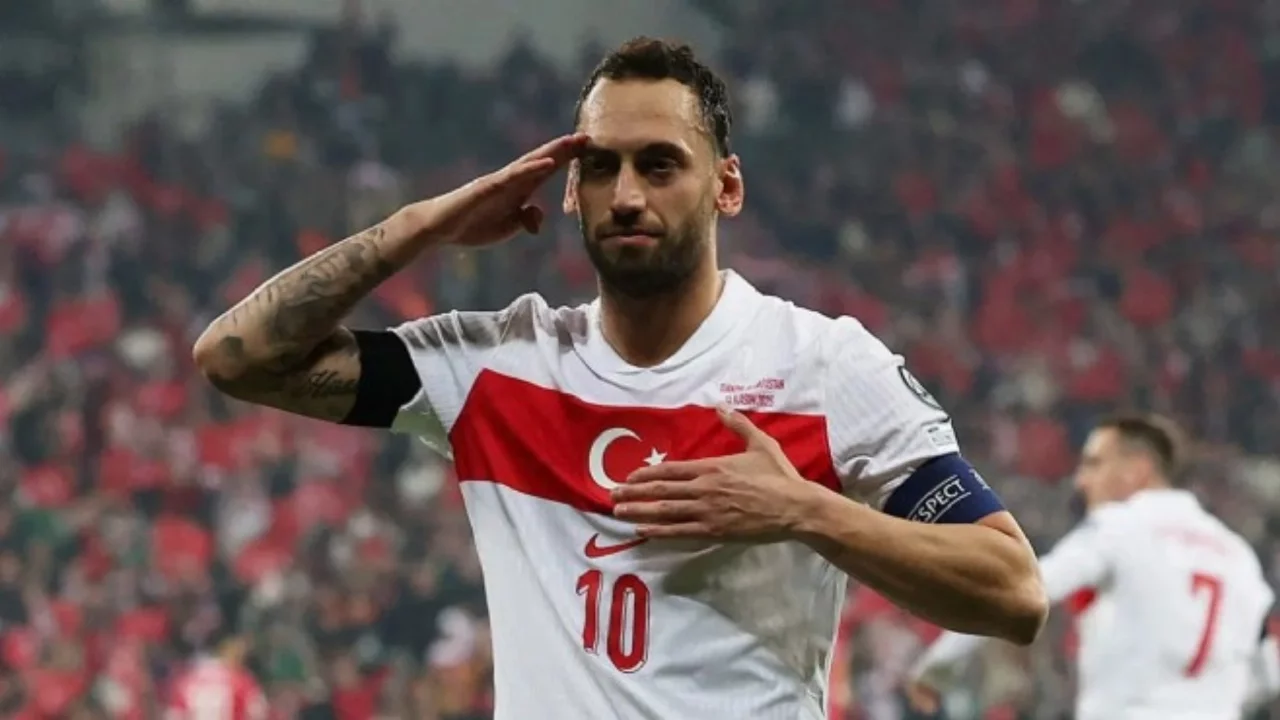 A Milli Takım'ın kaptanı Hakan Çalhanoğlu: 'Adamlar iki uzun topla kazandı'