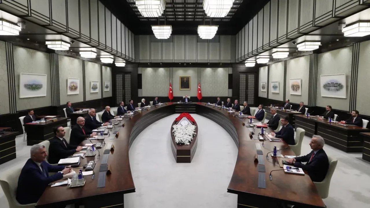 Kabine bugün toplanıyor: Gündemde hangi konular var?