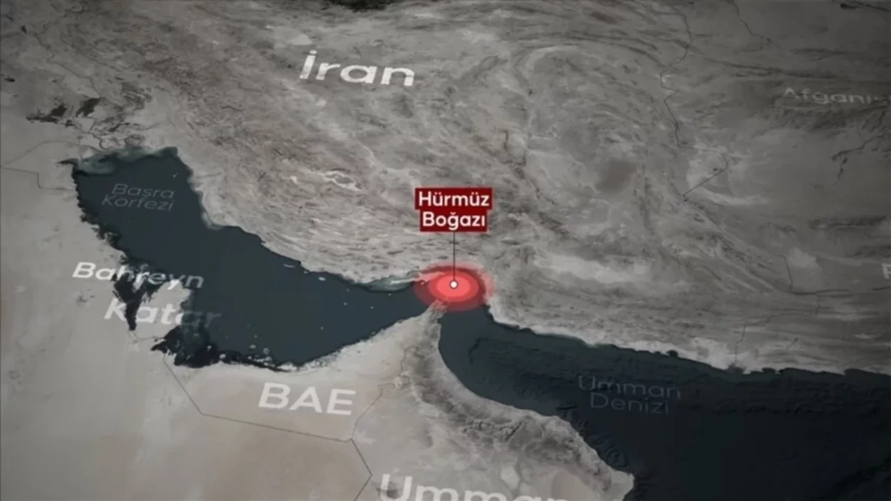Hürmüz Boğazı yakınlarında 3 patlama sesi duyuldu