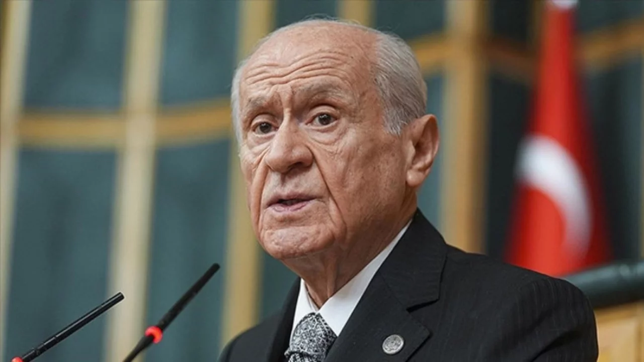 Bahçeli grup toplantısında konuşuyor