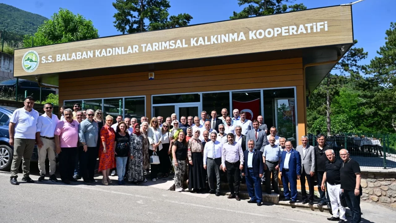 Yıldırım Belediye Başkanı Oktay Yılmaz, ilçede görev yapan muhtarlarla buluştu