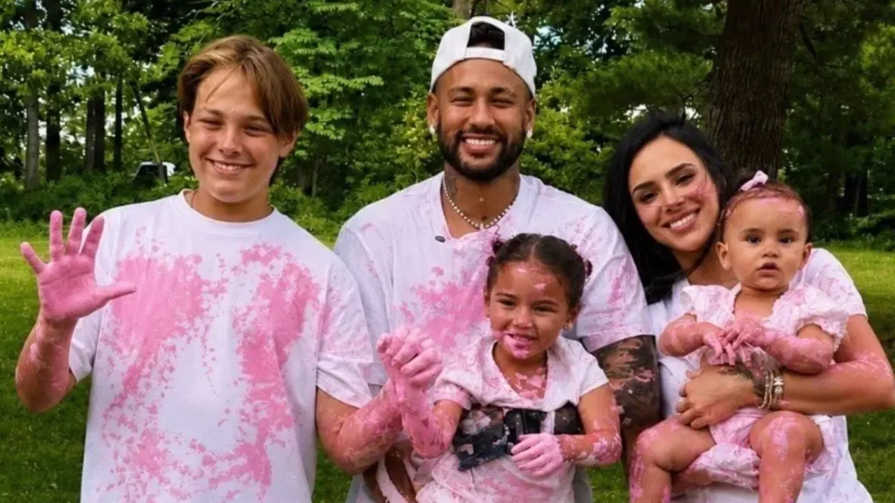 Neymar'ın beşinci çocuğu oluyor