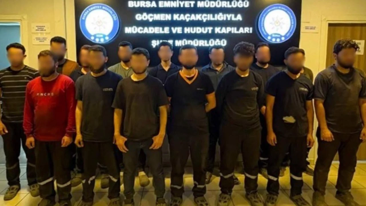 Bursa'da kaçak göçmen çalıştırılan iş yerlerine operasyon! 2 organizatör yakalandı