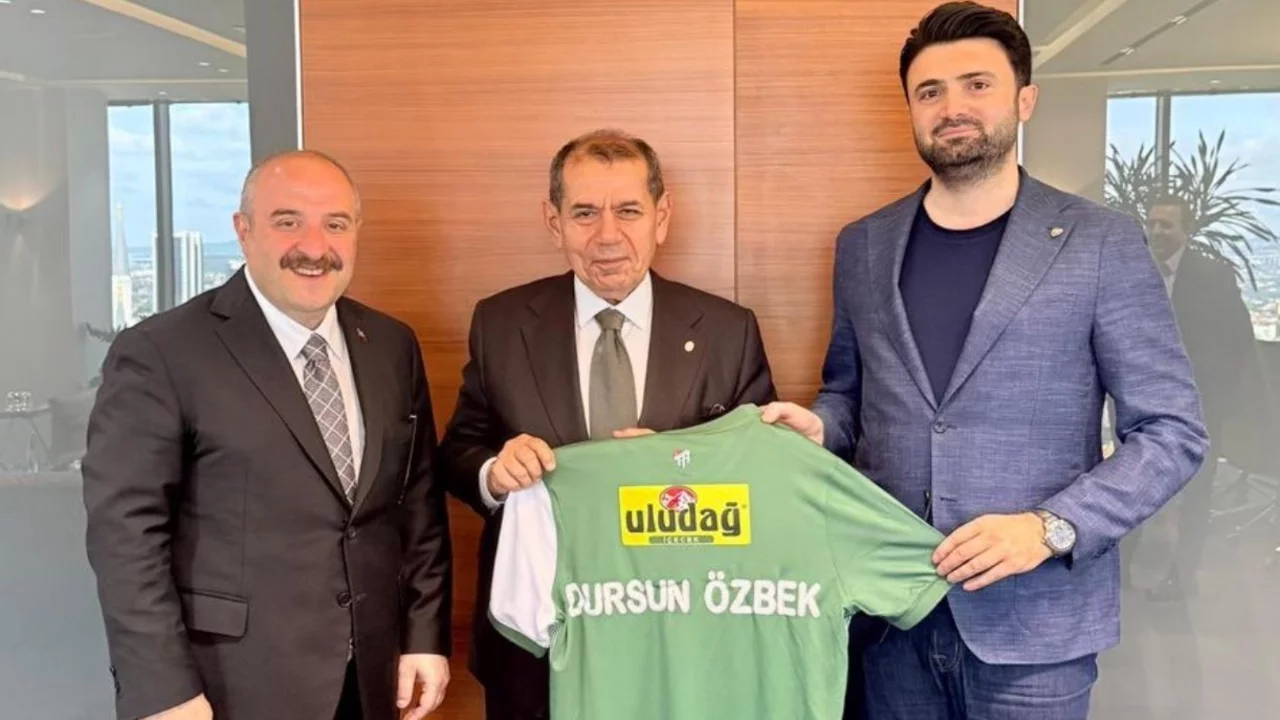 Bursaspor Başkanı Enes Çelik'ten Galatasaray Başkanı Dursun Özbek'e ziyaret