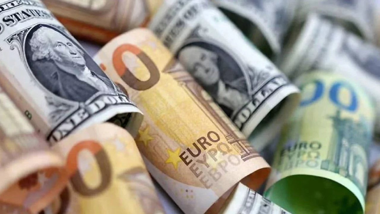 Dolar ve euro güne yükselişle başladı