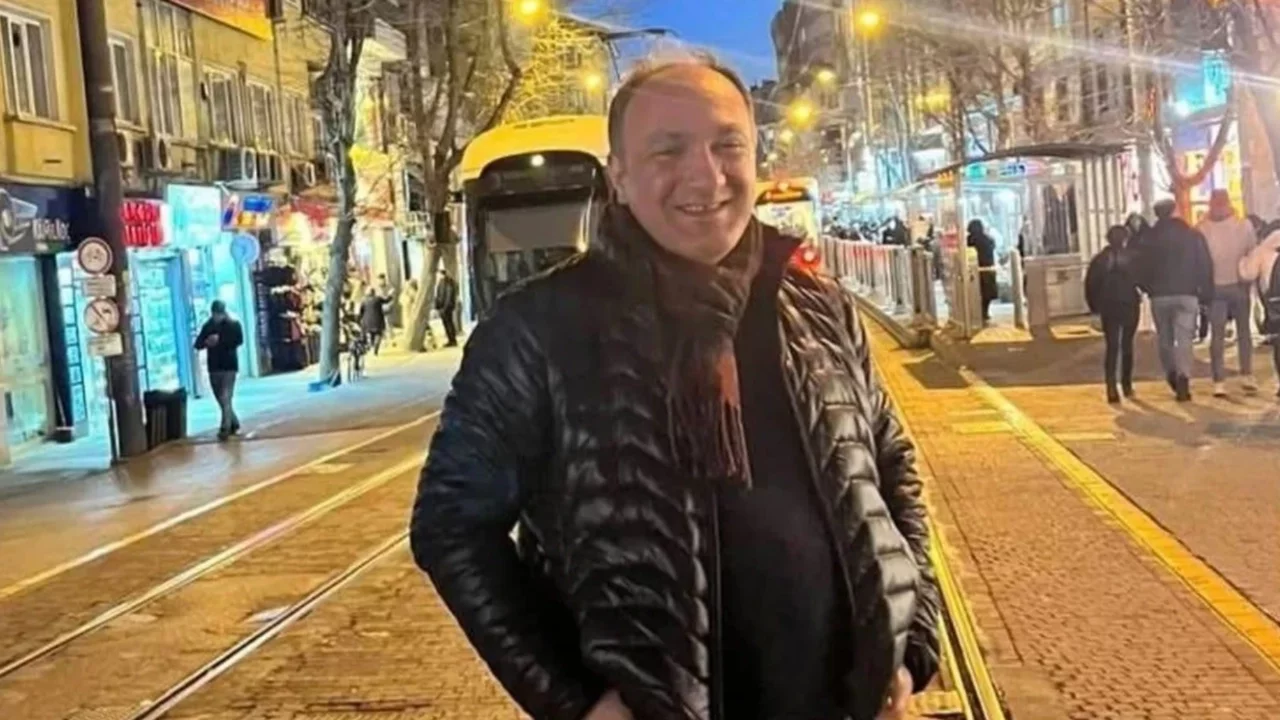 Direksiyon başında kalp krizi geçiren sürücü yaşam savaşını kaybetti