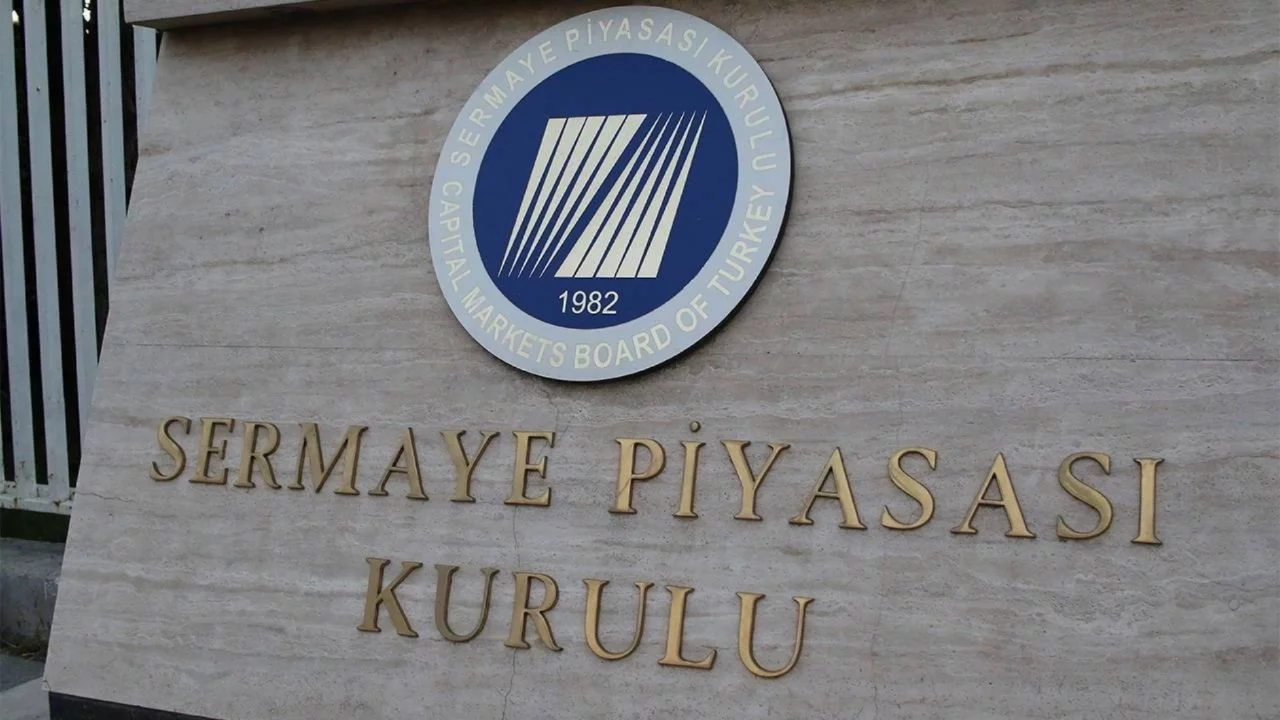 Sermaye Piyasası Kurulu'ndan 3 kişiye geçici işlem yasağı kararı