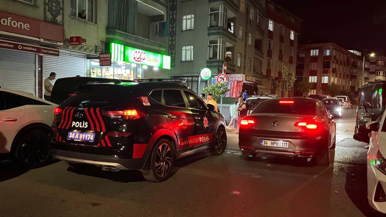 Gaziosmanpaşa'da motosikletli şahıslarca silahlı saldırı