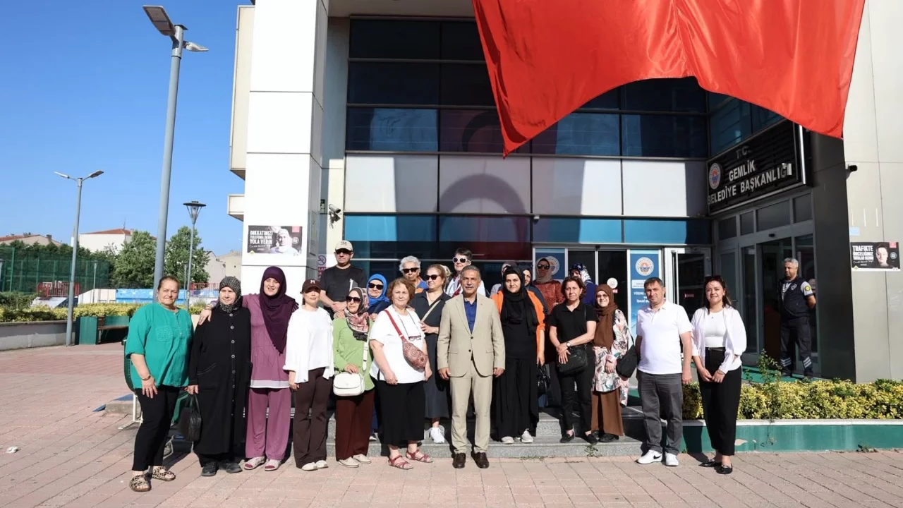 Gemlik Belediyesi kültür turları sürüyor
