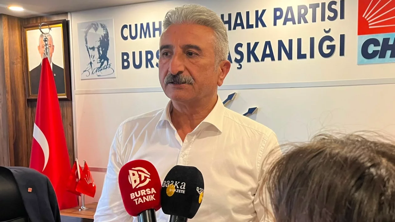 Görevden alma kararı sonrası CHP Bursa'da nöbet sürüyor: "Asla terk etmeyeceğiz"