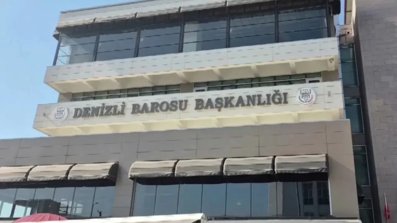 Denizli'de gözaltına alınan 12 avukat serbest bırakıldı