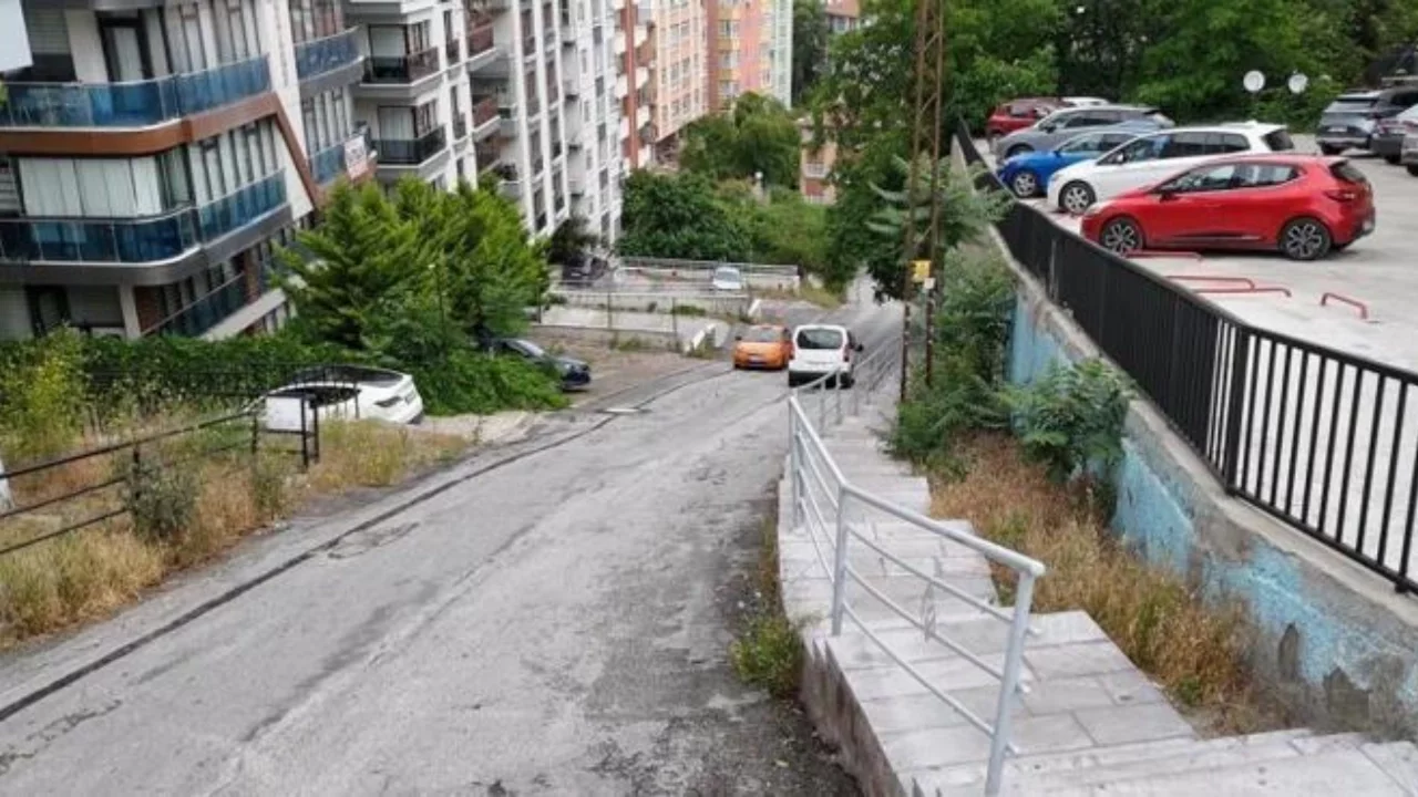 Ankara'da araçların çıkamadığı yokuş Türkiye'de gündem oldu