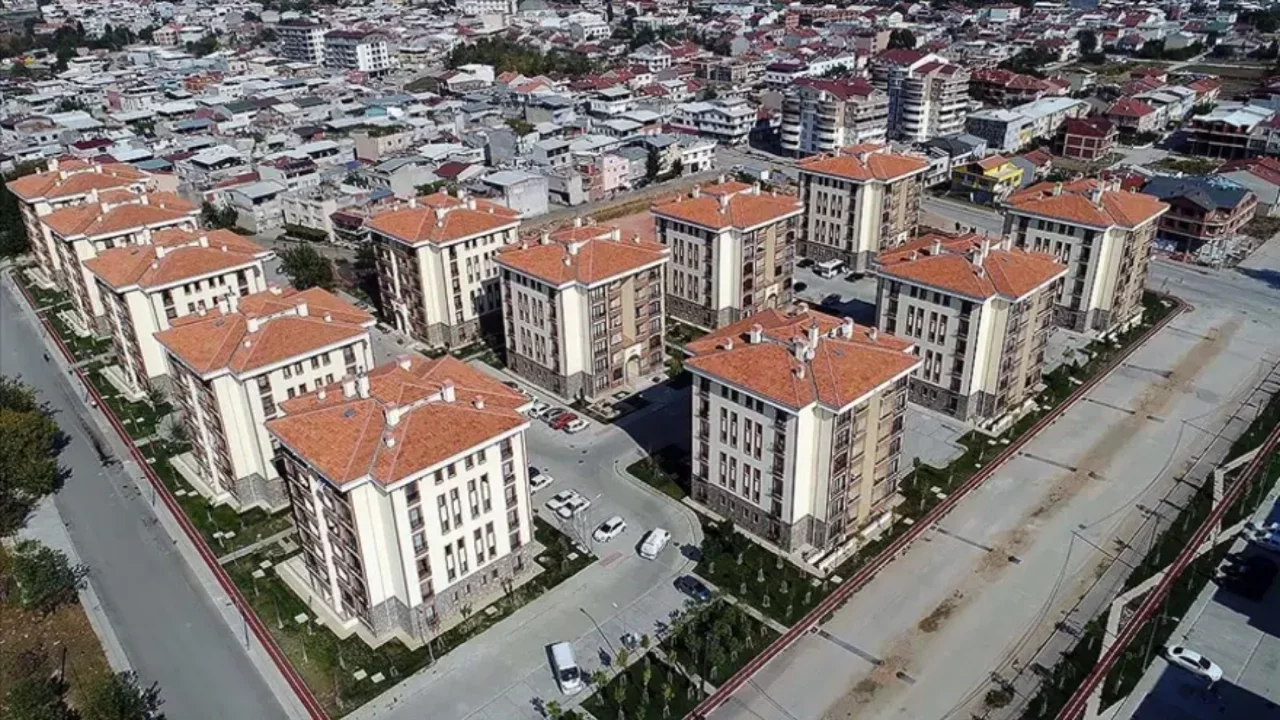 Emeklilere faizsiz ev mi satılacak? İşte ayrıntılar