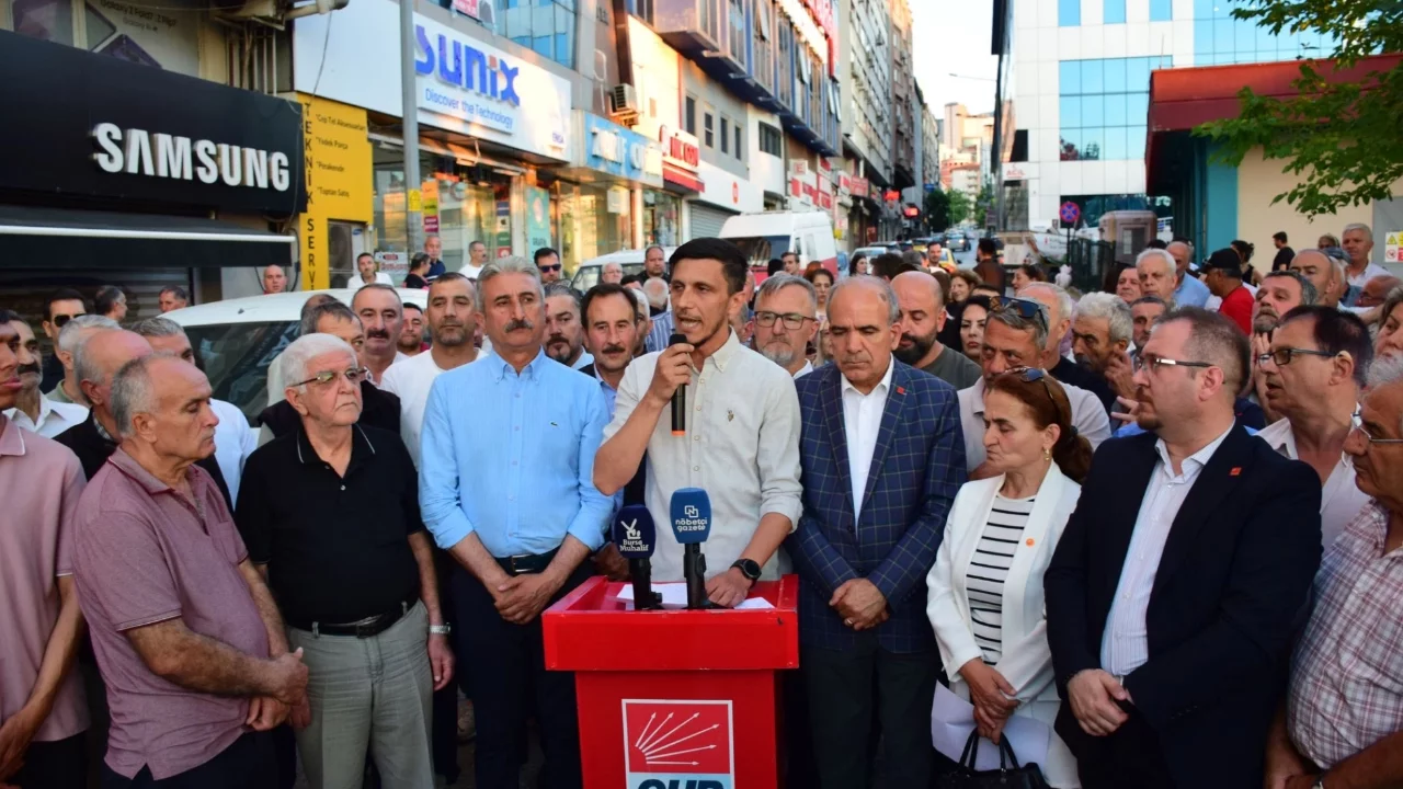 CHP Bursa örgütü butlancılara karşı ayakta: Gitmiyoruz, direniyoruz!