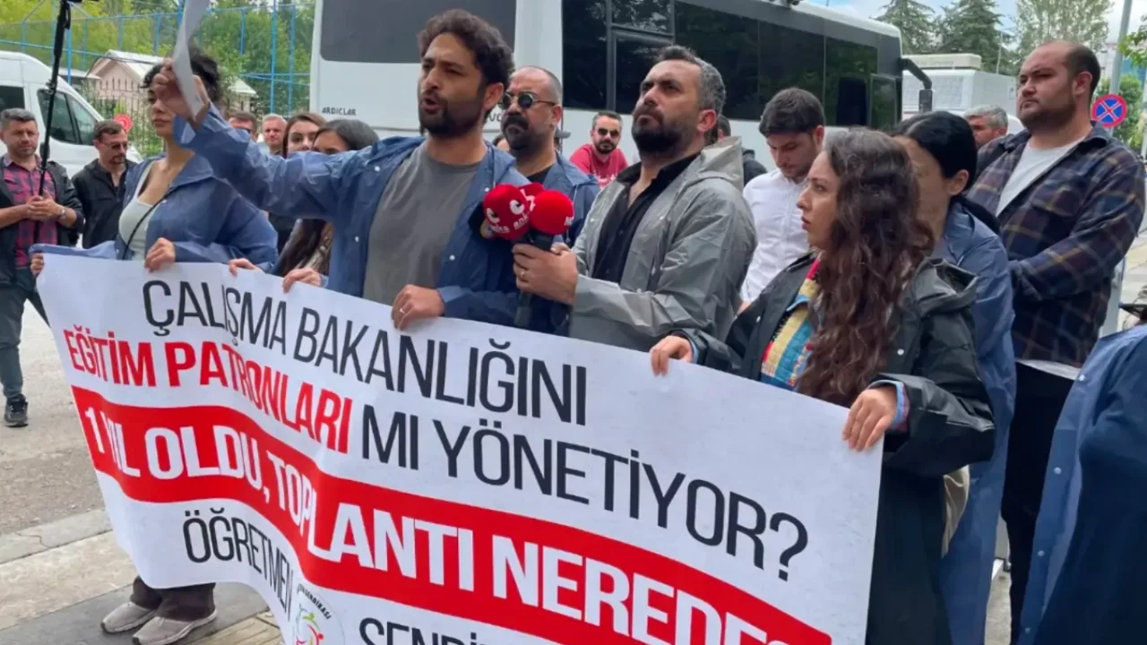 Bakanlık önündeki eylemde gözaltına alınan 9 özel sektör öğretmeni serbest bırakıldı