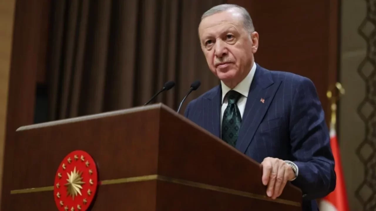 Cumhurbaşkanı Erdoğan: 'Kendimizle yarışıyor, kendi belirlediğimiz eşikleri aşmaya çalışıyoruz'