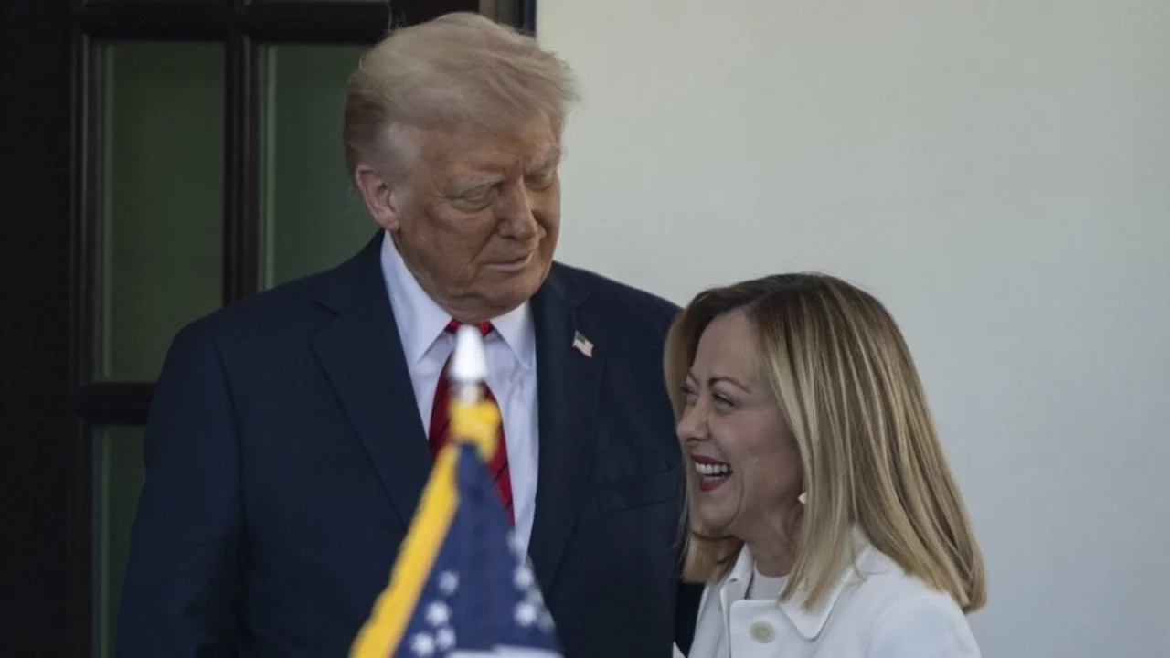 Trump'tan Meloni'nin "kendisiyle yeniden dost olmaya çalıştığı" iddiası