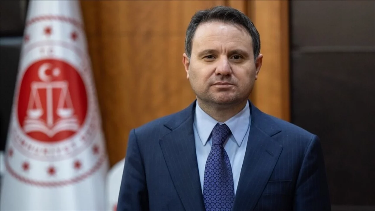 Bakan Gürlek: Kutuplaşmayı körükleyen her türlü söylemle mücadelemizi sürdüreceğiz