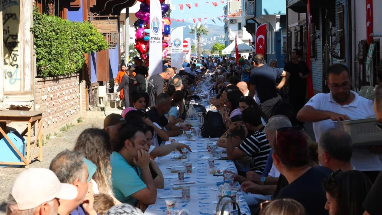 Bursa Mudanya'da babalar günü kutlaması