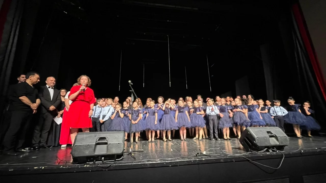 Nilüfer'in farklı sesleri aynı konserde buluştu