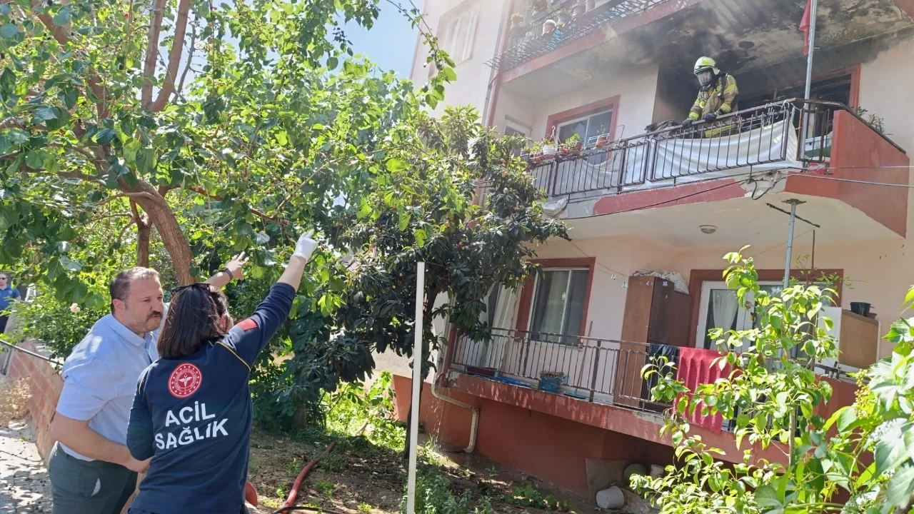 Bursa'da apartman dairesinde yangın