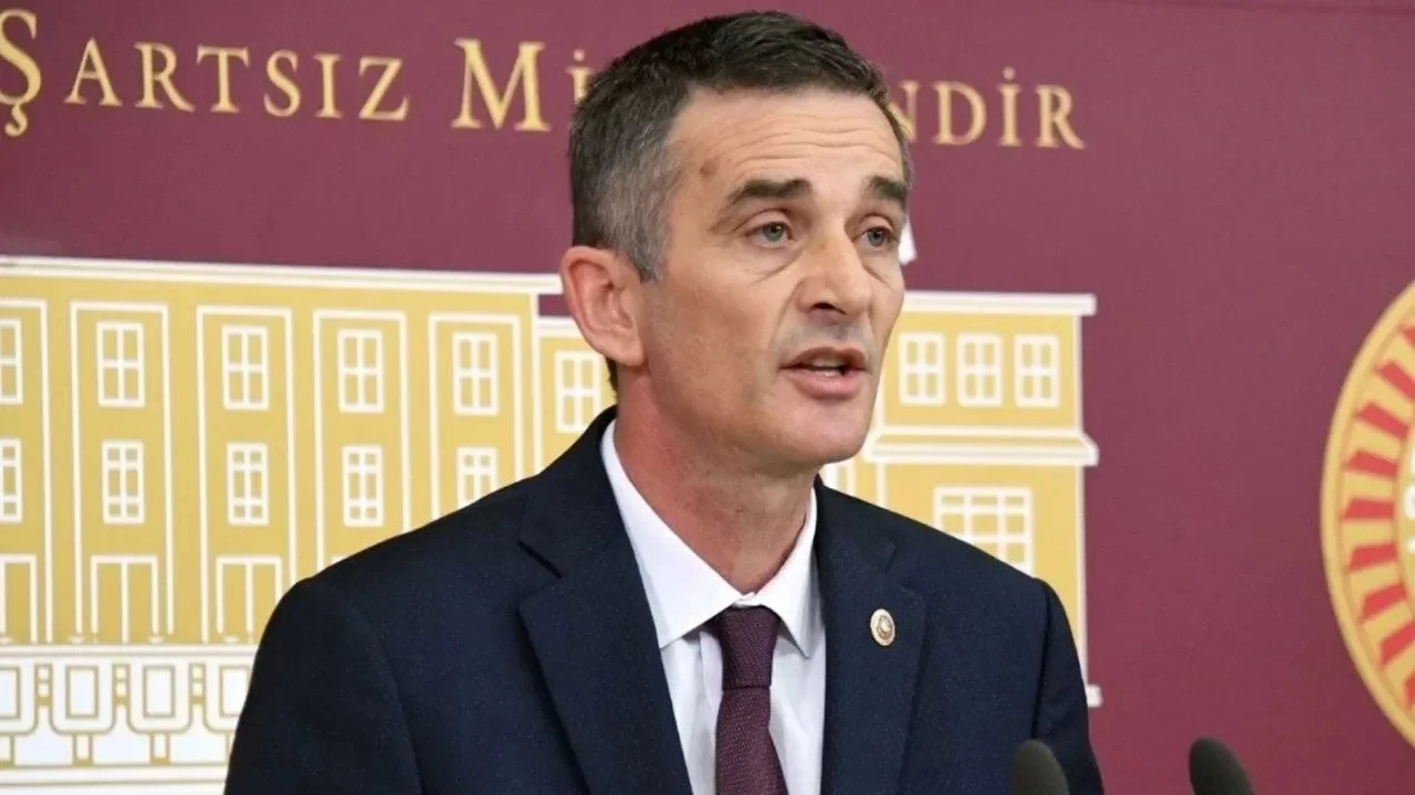 Sakarya Milletvekili Ümit Dikbayır, CHP'den istifa etti