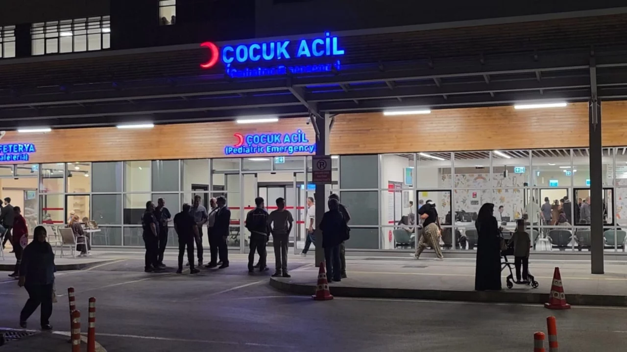 Okul etkinliğinde gıda zehirlenmesi şüphesi: Hastaneye başvuranların sayısı 71'e yükseldi