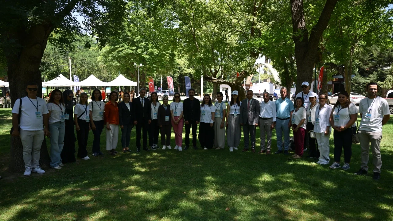 "Bir Şehir Bin Derslik Bursa Projesi" ile öğrenciler Bursa'nın kültürel mirasını keşfetti