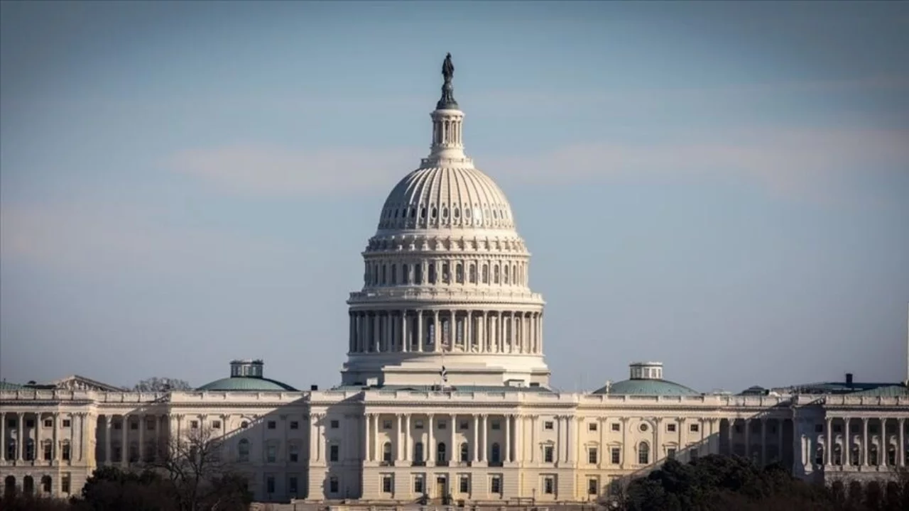 ABD Senatosu'ndan Trump'a İran freni: Savaş yetkilerini kısıtlayan tasarıya onay