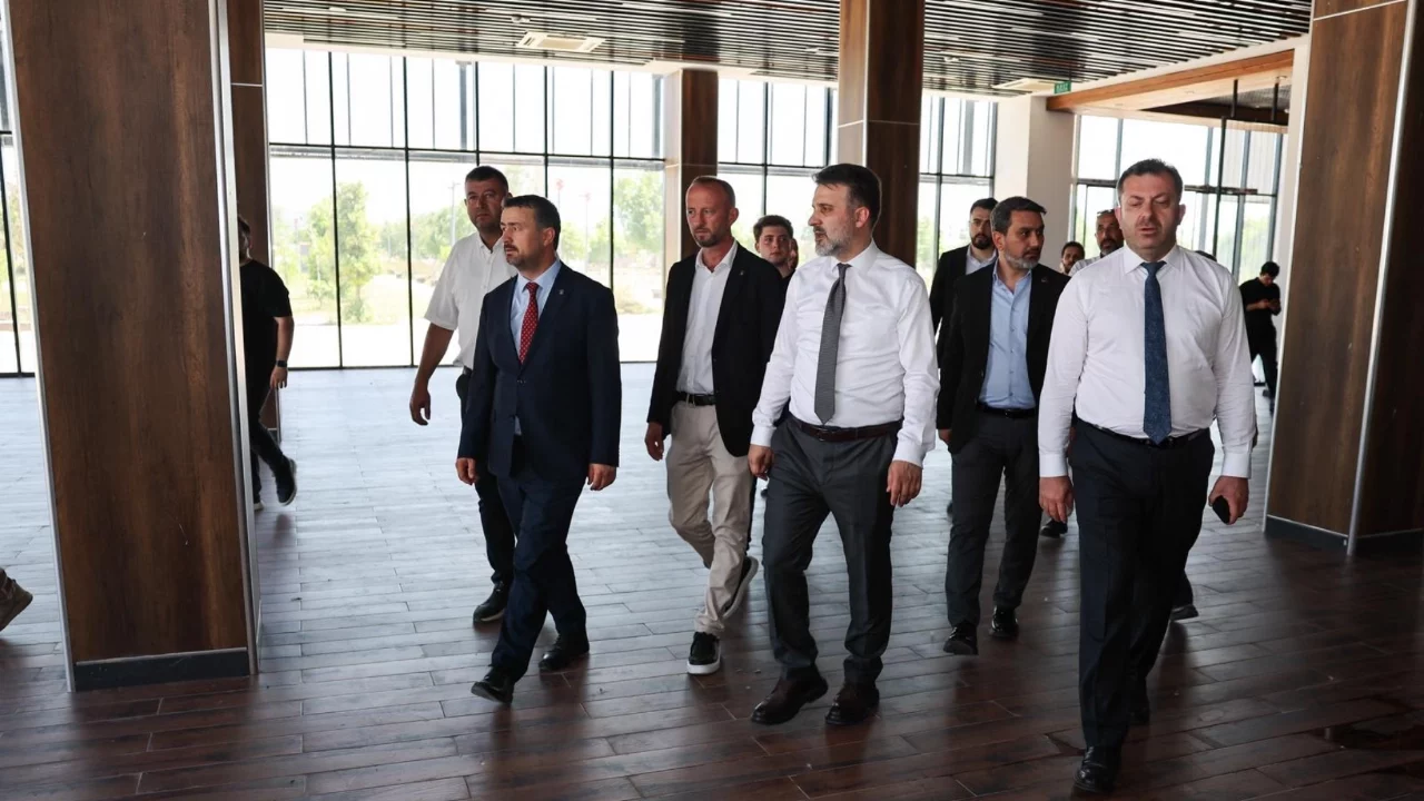 Bursa Büyükşehir Başkan Vekili Biba: Mustafakemalpaşa hak ettiği hizmetleri alacak