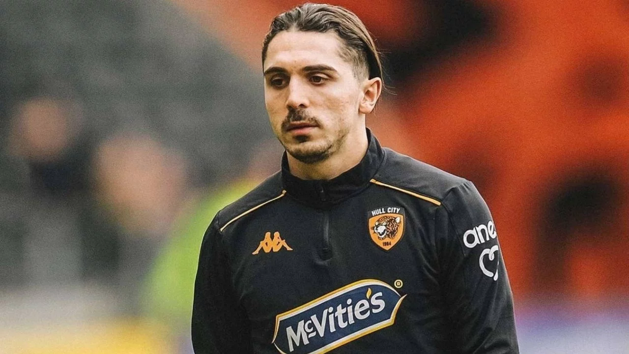 Hull City'de Abdülkadir Ömür gelişmesi