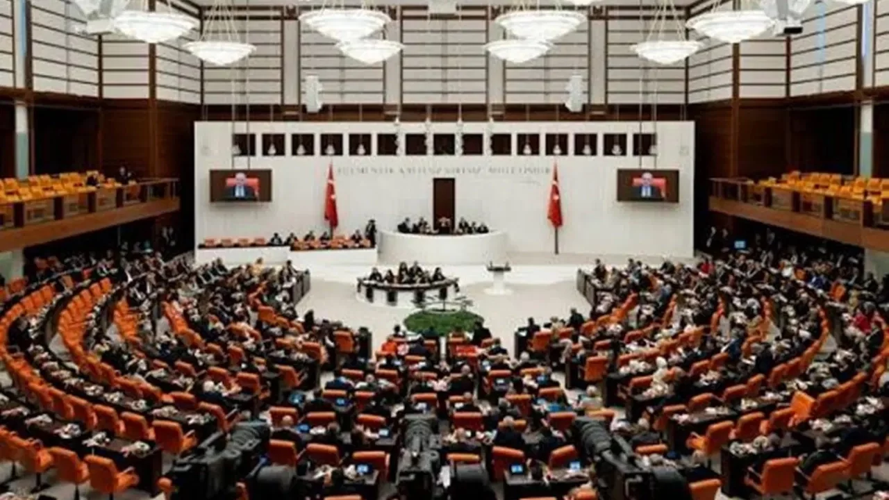 Emniyet, vergi ve basın mevzuatındaki değişiklikler TBMM'den geçti