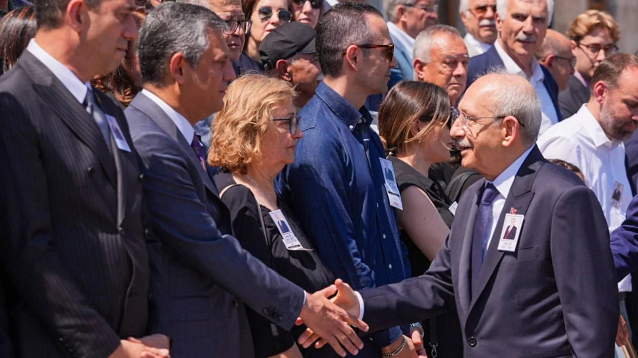 Kemal Kılıçdaroğlu ve Özgür Özel butlan kararı sonrası ilk kez karşı karşıya geldi