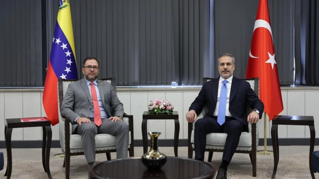 Dışişleri Bakanı Fidan, Venezuela Dışişleri Bakanı Gil ile telefonda görüştü