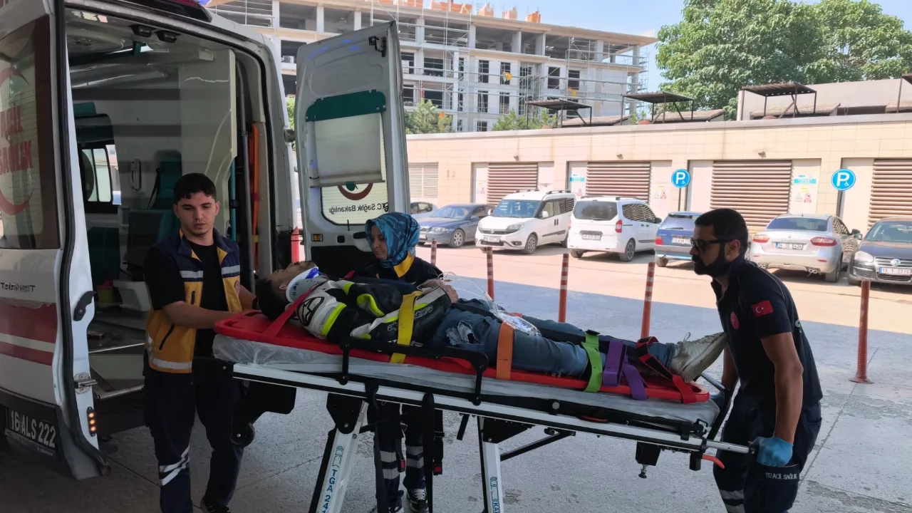 Bursa'da tır ile motosiklet çarpıştı: 1 ağır yaralı