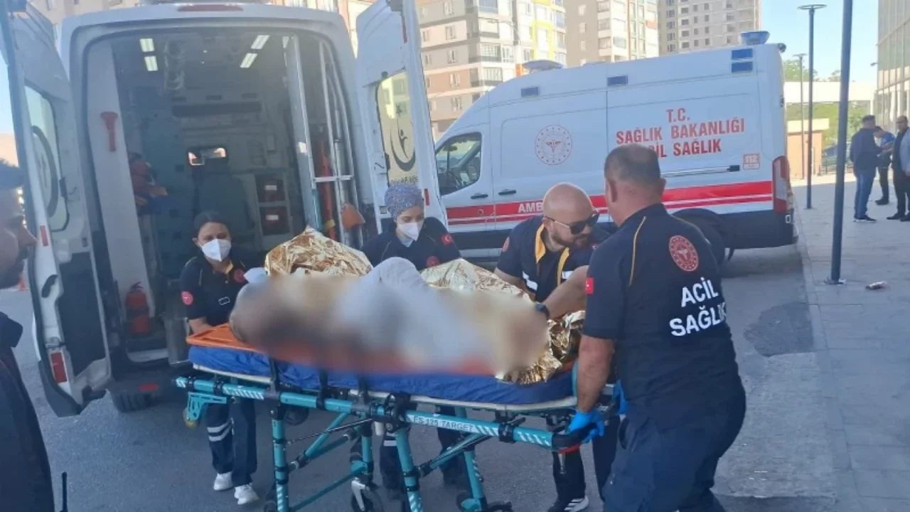 Havai fişek fabrikasında meydana gelen patlamada 1 işçi öldü, 1 işçi yaralandı