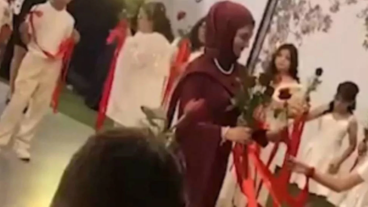 Uzmanlardan kritik uyarı: Okullardaki o törenler tartışma yaratmıştı