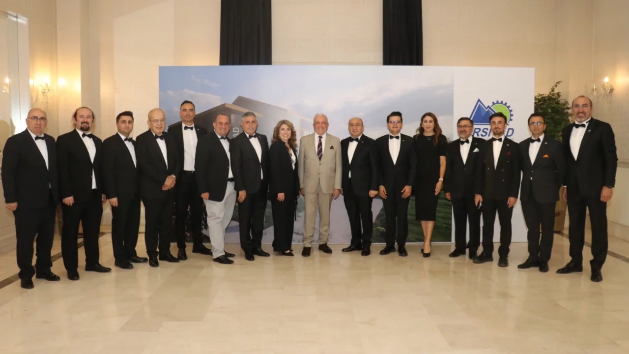 ARSİYAD Artvin Evi için dayanışma: Bir gecede 510 tuğla bağışı