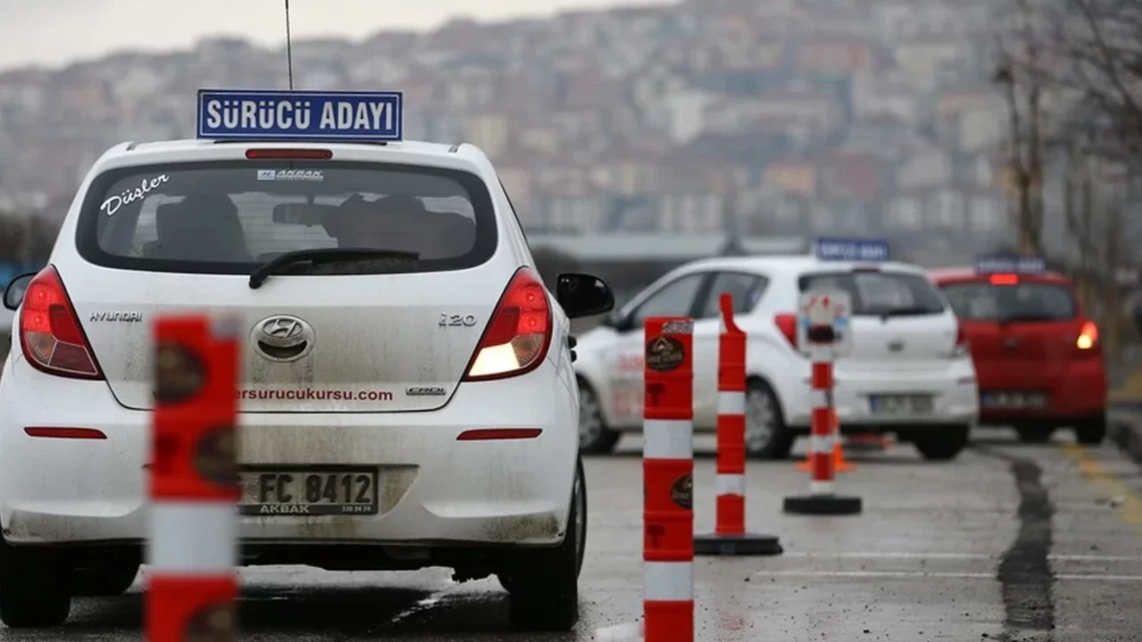 Kamu Denetçiliği Kurumu devreye girdi: Sürücü adayları dikkat